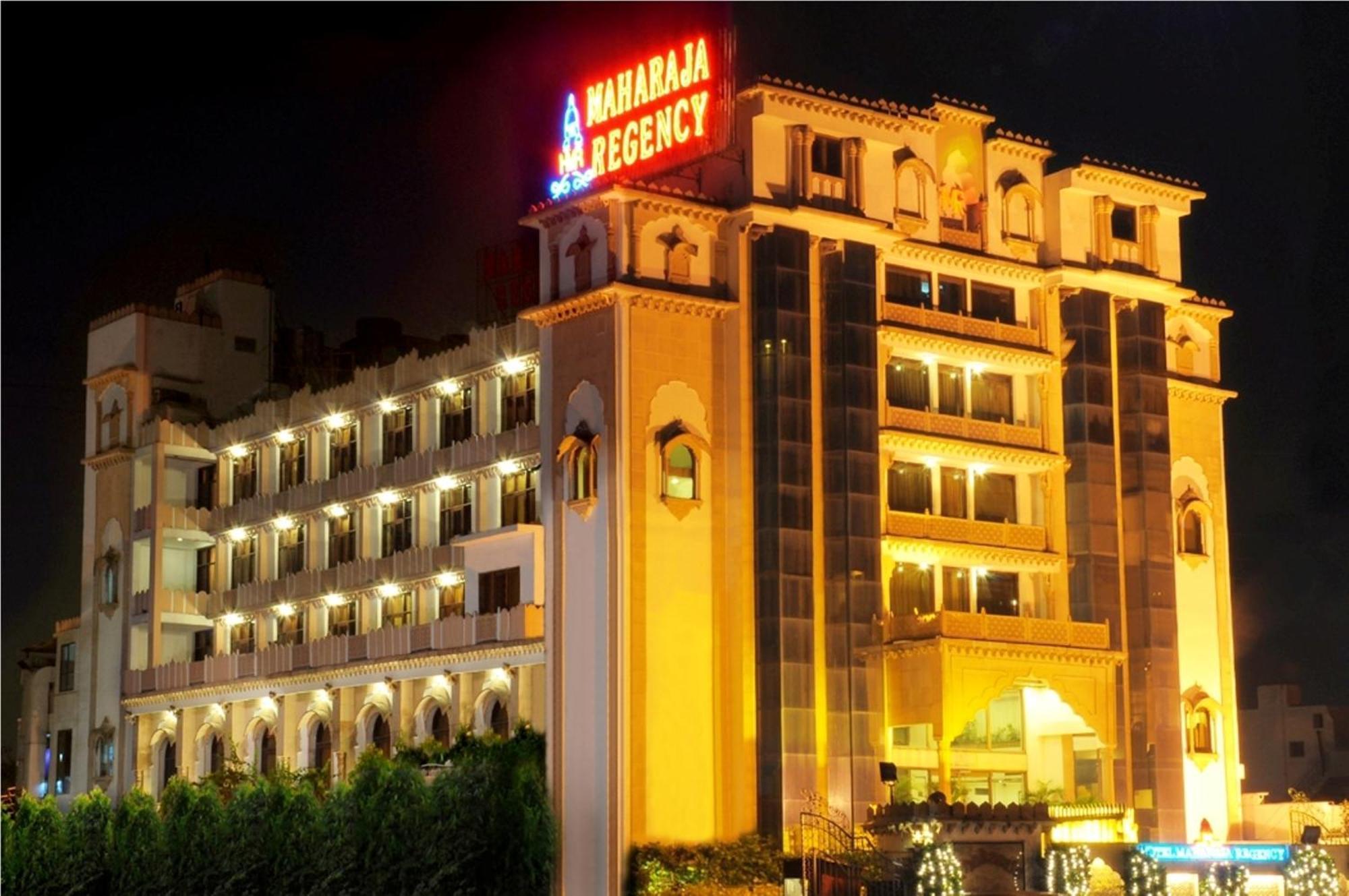 Hotel Maharaja Regency Лудхиана Экстерьер фото